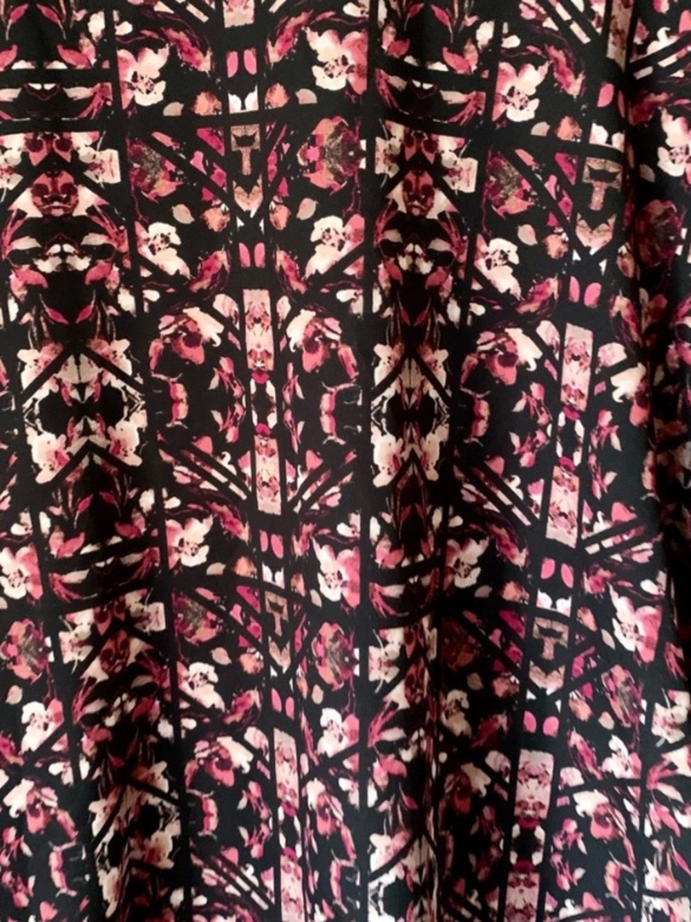 Pure Energy Abstract Sleeveless Top Size 3X - Picture 9 of 10